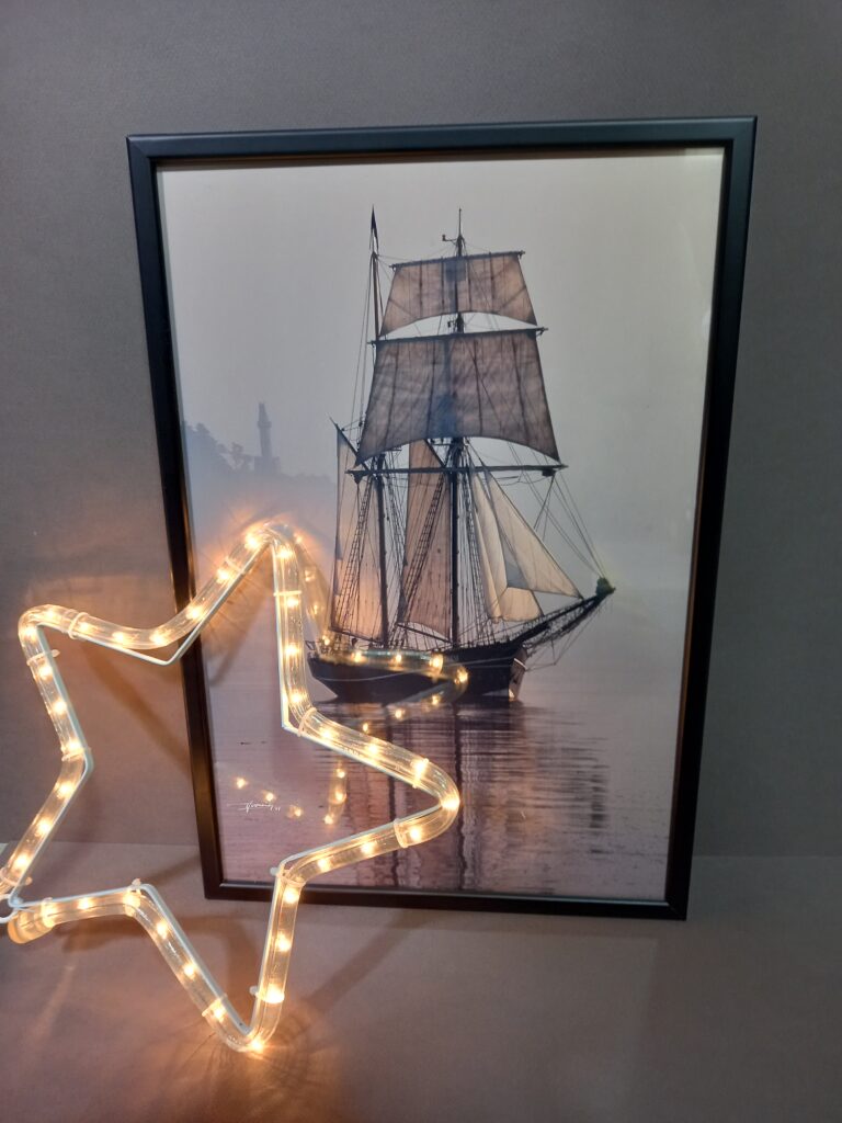Goelo Peinture ENTREPRISE DE PEINTURE PAIMPOL Encadrement Et Vitrerie 3