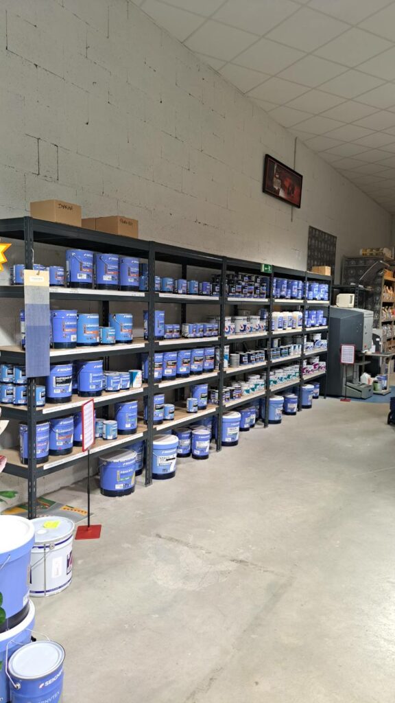 Goelo Peinture ENTREPRISE DE PEINTURE PAIMPOL Notre Magasin 3